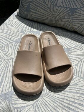 No Boundaries Beige Comfort Slide Sandals